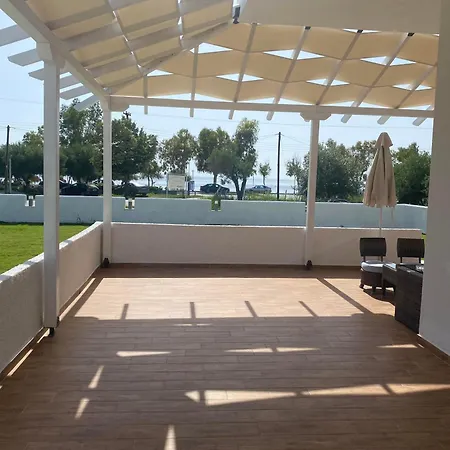 Ariadni Blue 2 * Neos Marmaras